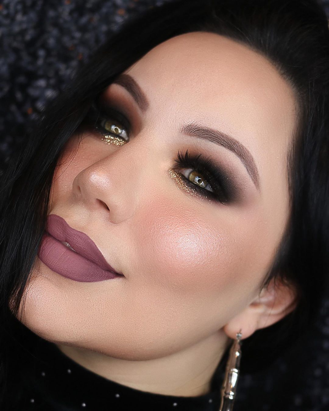 Maquillaje oscuro: 35 ideas para inspirarte - 1660583295 914 35 inspiraciones y paso a paso para aprender ahora