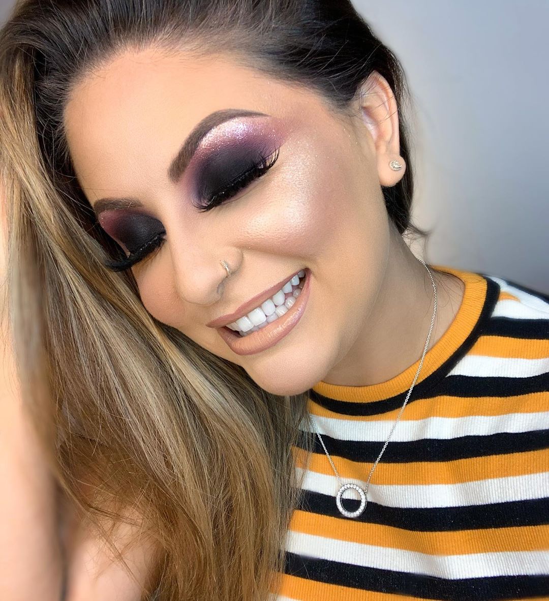 Maquillaje oscuro: 35 ideas para inspirarte - 1660583297 283 35 inspiraciones y paso a paso para aprender ahora