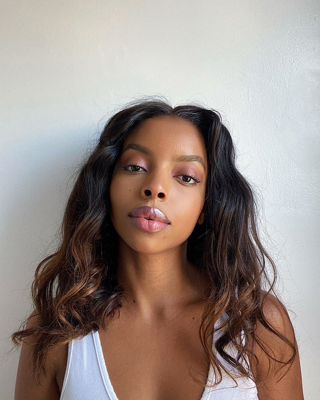 Maquillaje claro y luminoso: 20 ideas con imágenes para inspirarte - 1660584253 449 consejos e inspiraciones para lucir este maquillaje