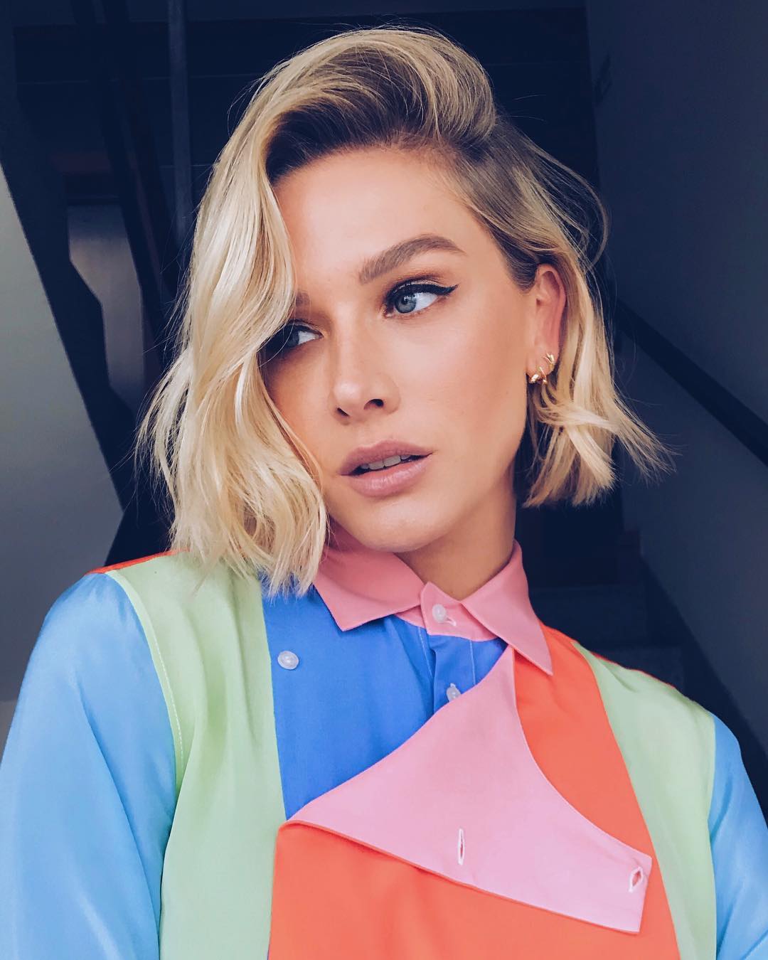 Descubre cómo lograr un delineado clásico a la perfección - 1660593578 31 aprende a hacer esta linea atemporal a la perfeccion