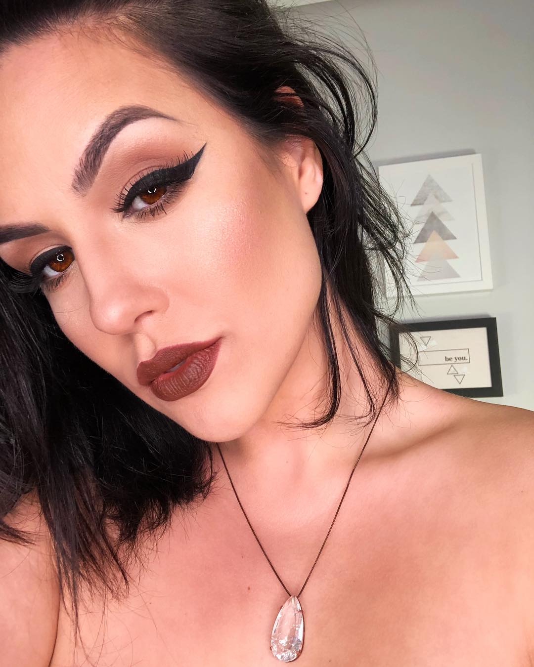 Descubre cómo lograr un delineado clásico a la perfección - 1660593580 721 aprende a hacer esta linea atemporal a la perfeccion