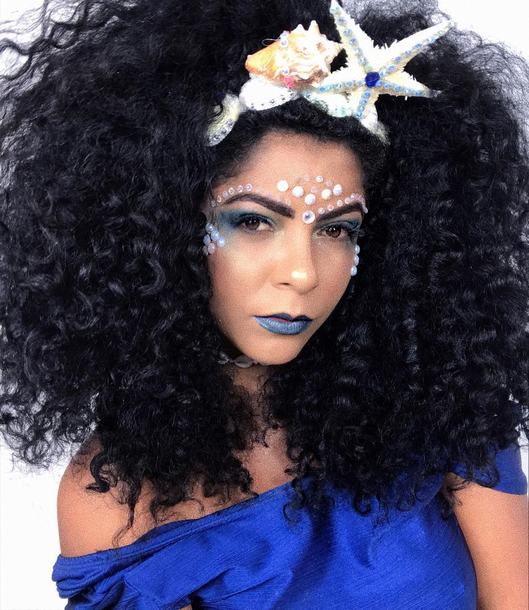 8 guías de maquillaje para transformarte en la soberana de los océanos - 1660593703 991 8 tutoriales para convertirte en la reina de las aguas