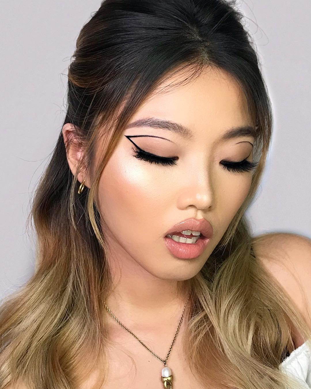 40 imágenes y consejos para lograr el maquillaje de ojos correcto - 1660594134 853 40 fotos y trucos para conseguir el maquillaje adecuado