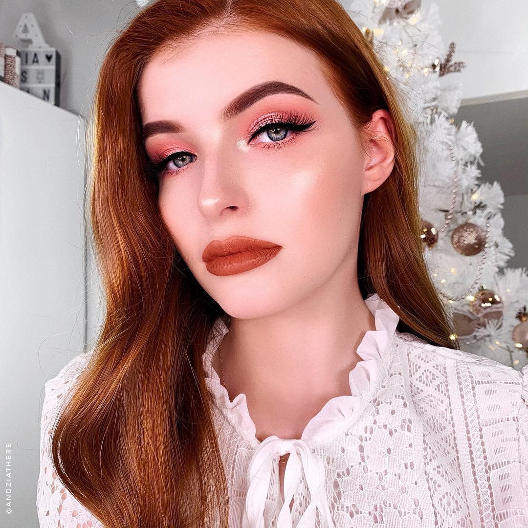 40 imágenes y consejos para lograr el maquillaje de ojos correcto - 1660594135 251 40 fotos y trucos para conseguir el maquillaje adecuado