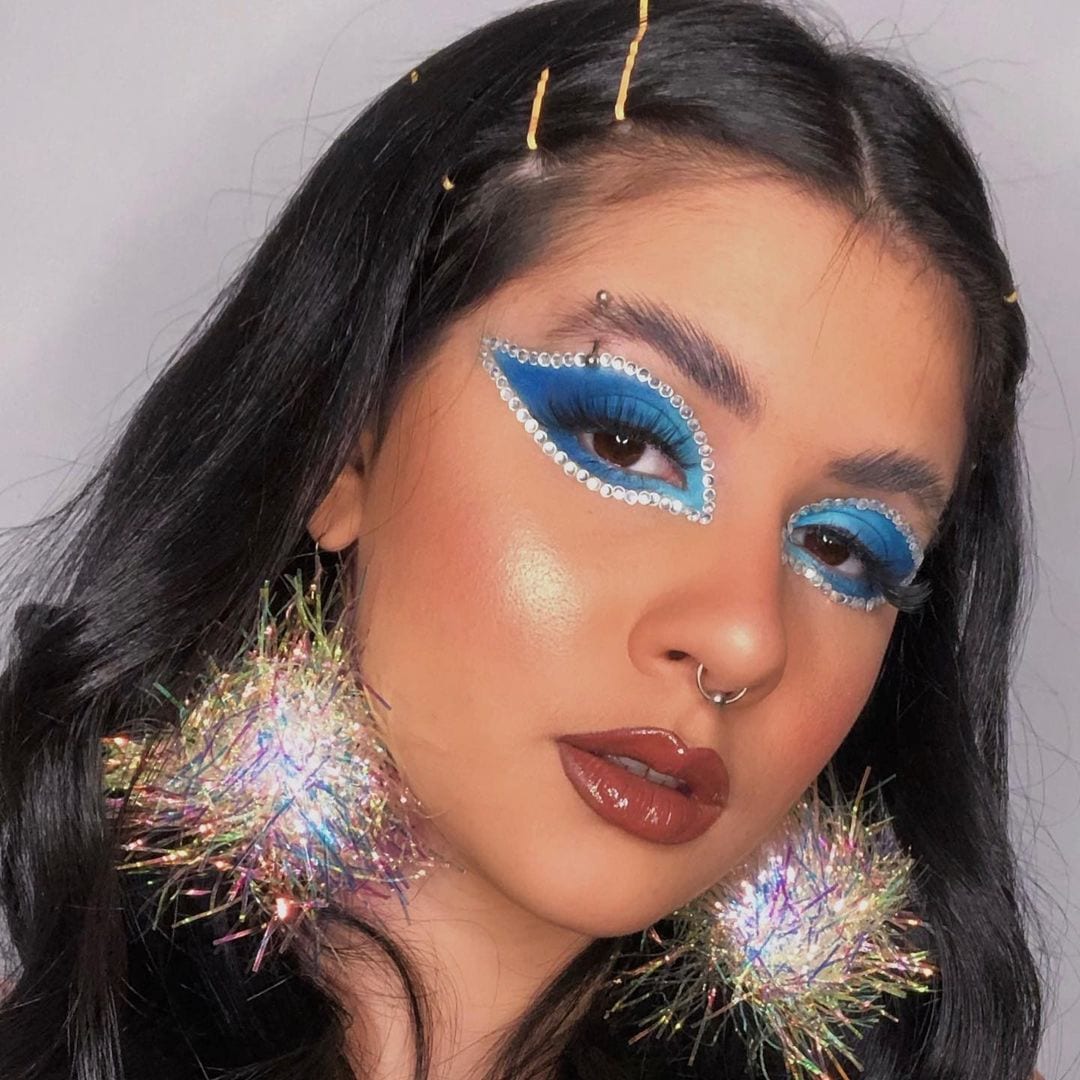 Maquillaje estilos de Euphoria: 40 ideas para inspirarte - octubre 29, 2025 Maquillaje estilos de Euphoria: 40 ideas para inspirarte - que es como hacerlo y 40 fotos para inspirarte