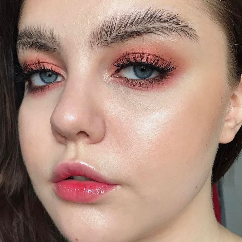 Cejas emplumadas: Ideas con imágenes para que no se vean tan mal - ¿Que os parece esta nueva tendencia